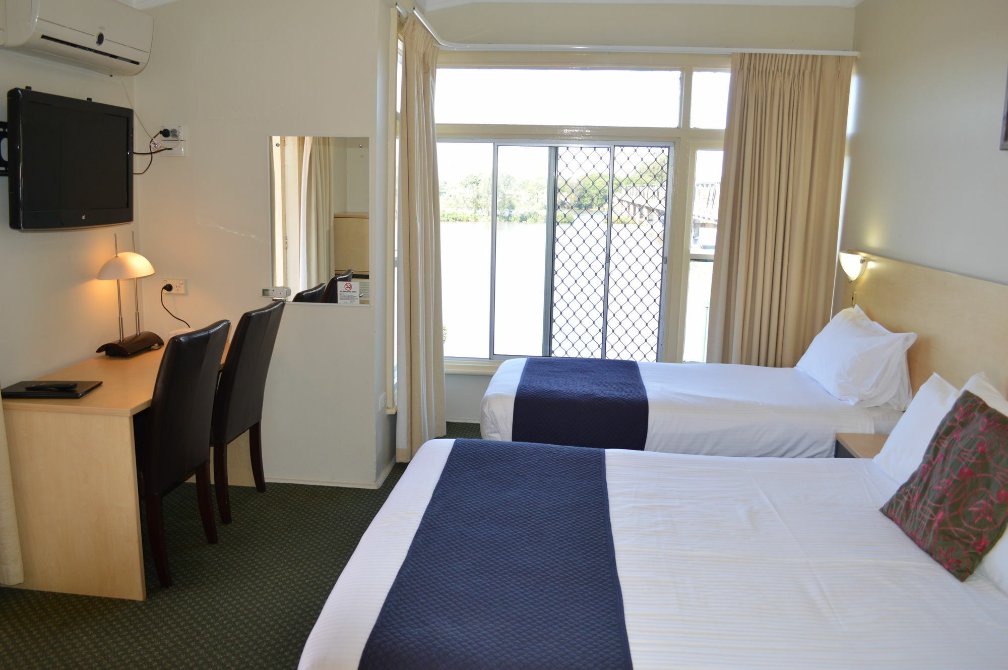 Taree Motor Inn Exterior photo
